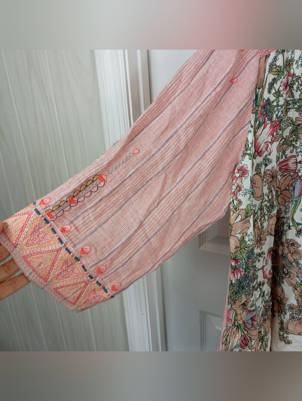 John Mark Linen Tunic Blouse Top 3X Embroidered Floral Tassels 3/4 Sleeves Boho - Picture 8 of 12
